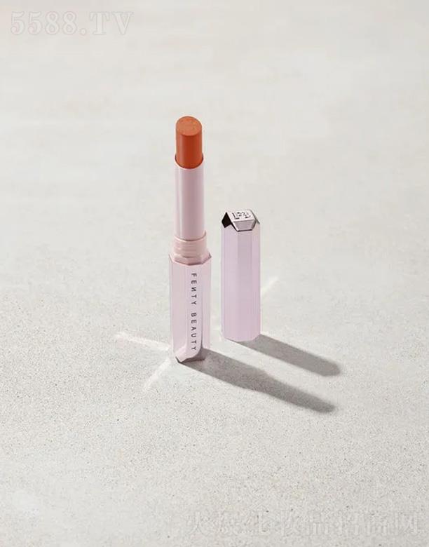 ·����܎��ˮ���yƷ(�Ϻ�)���޹�˾��Fenty Beauty�z�qС�����F�־Æ���ڼt����gů�ټt��ÿ�N�wɫ�����ҵ��m�ϵ���һ��