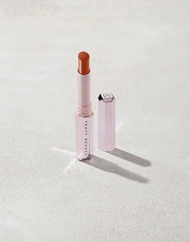 ·����܎��ˮ���yƷ(�Ϻ�)���޹�˾��Fenty Beauty�z�qС�����F�־Æ���ڼt���T��ů��ɫ���O(sh��)Ӌ�r���|(zh��)���w��