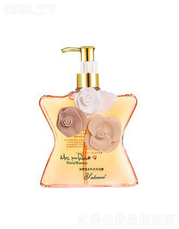 �V�|�����ջ���Ʒ���޹�˾�������ȵ���Ů����ԡ¶