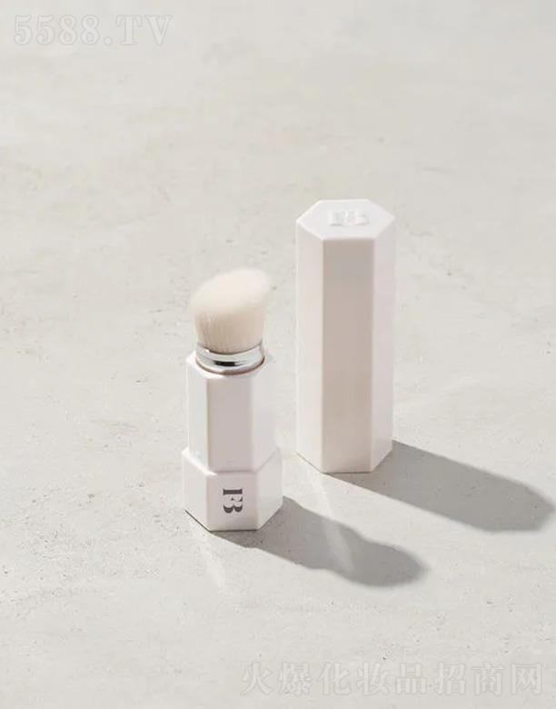 Fenty Beauty��������a(b��)�yˢ130 �Ԏ����Եı�yʽ�۷�ˢ