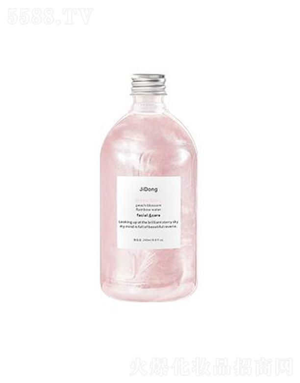 ���ˉ����ǿ��һ��ʺ�ˮ