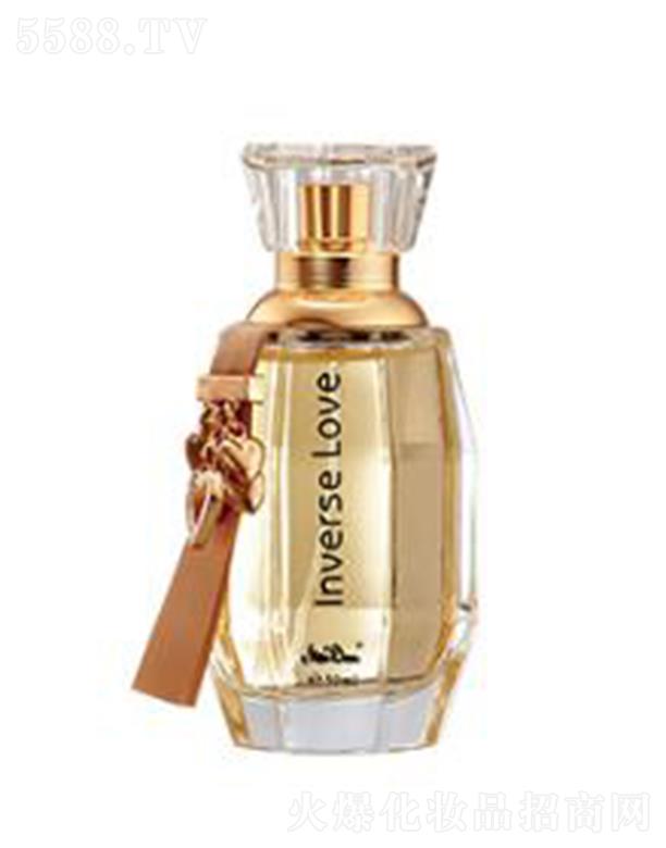 ���D��ۣ��\�S��