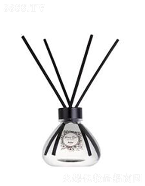 ���D����Ů���ٗl��޹