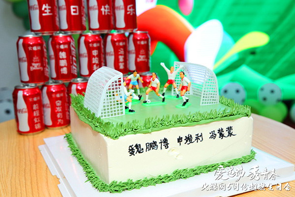 �\�ӽ≺����ӵ��ף��𱬾W(w��ng)�����\�� ���ഺ��5���\�����Օ��A�M�e�k