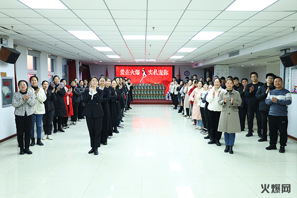 �펽�`���A������(m��ng)�»����𱬾W(w��ng)��T���l(f��)��Ů��(ji��)�YƷ��